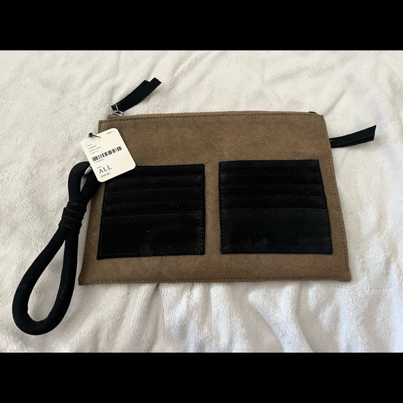 FP Mixed Material Essential Clutch - Picture 1 of 8